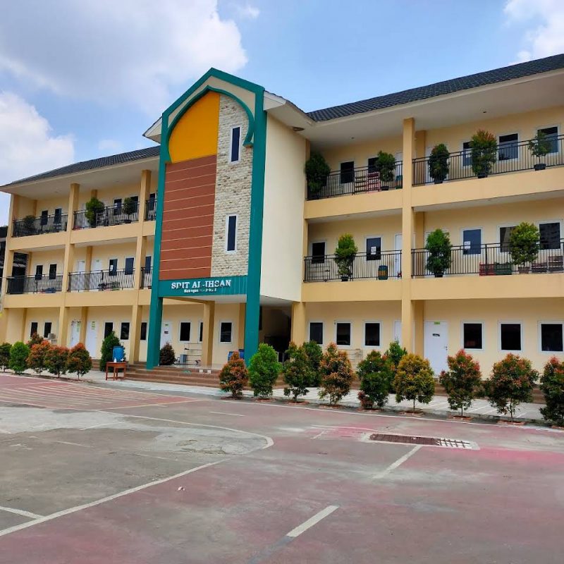 Mengelola Sekolah Berkualitas Dan Kompetensi Guru - Al-Ihsan Kebagusan ...